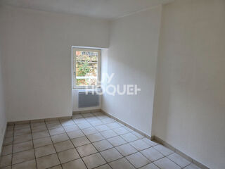  Appartement à louer 3 pièces 65 m²