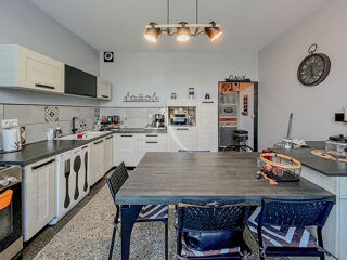  Maison  vendre 6 pices 175 m