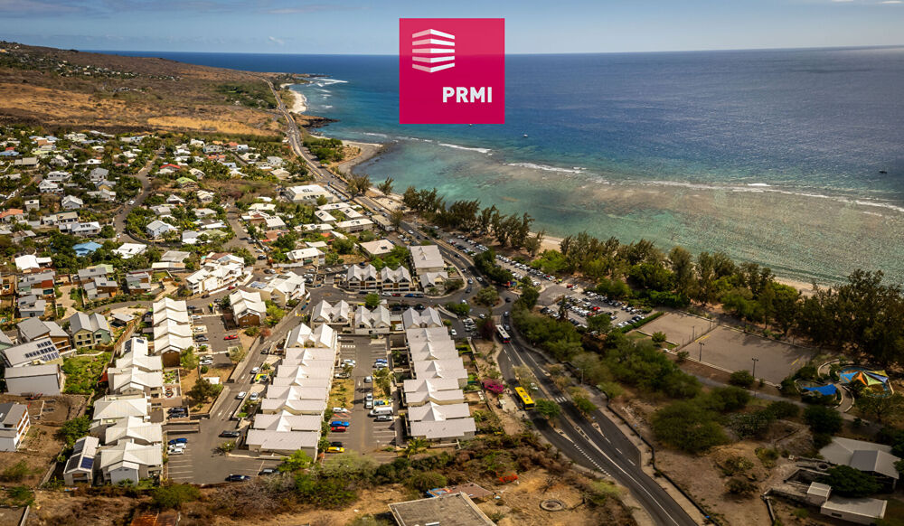 SAINT LEU / PROCHE PLAGE: APPARTEMENT T2 + JARDIN DANS RESIDENCE SECURISEE? VUE MER