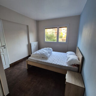  Appartement à louer 2 pièces 39 m²