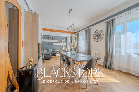   Bel appartement en duplex de 140m2 Appartement - 5 pi�ce(s) - 140 m�