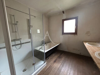  Maison à vendre 8 pièces 211 m²
