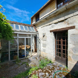  Maison � vendre 9 pi�ces 219 m�