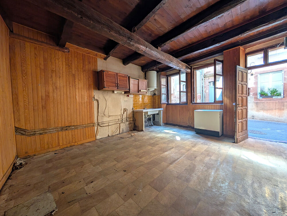 Villecomtal, Maison de village 70 m² à rénover + combles