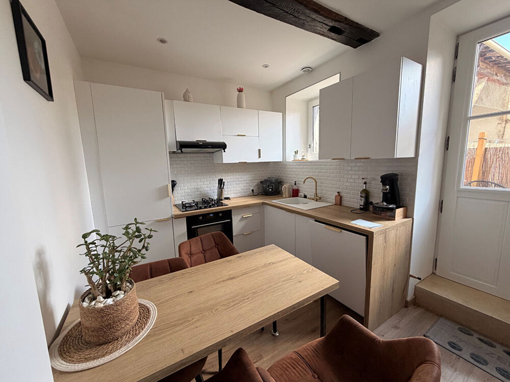 Vente Appartement RARE A CHATILLON, APPARTEMENT AVEC TERRASSE ET PARKING Chatillon sur chalaronne