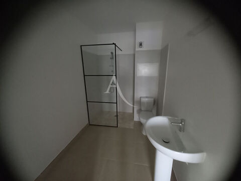  Appartement  louer 3 pices 90 m