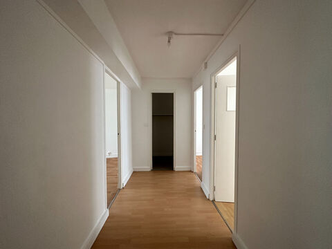  Appartement � louer 4 pi�ces 96 m�