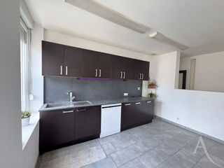  Appartement � louer 4 pi�ces 104 m�