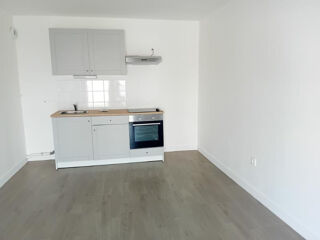  Appartement à louer 3 pièces 59 m²