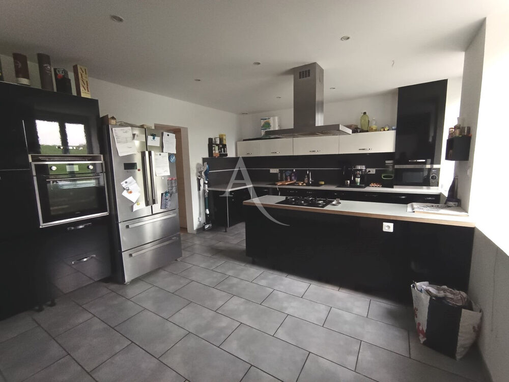 EN VENTE - PARIGNY LES VAUX, Proche POUGUES, 5 mn GUERIGNY, maison 4 chambres
