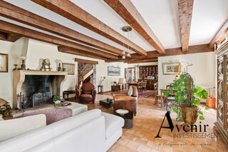  Maison � vendre 8 pi�ces 300 m�