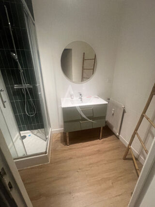  Appartement à louer 1 pièce 19 m²