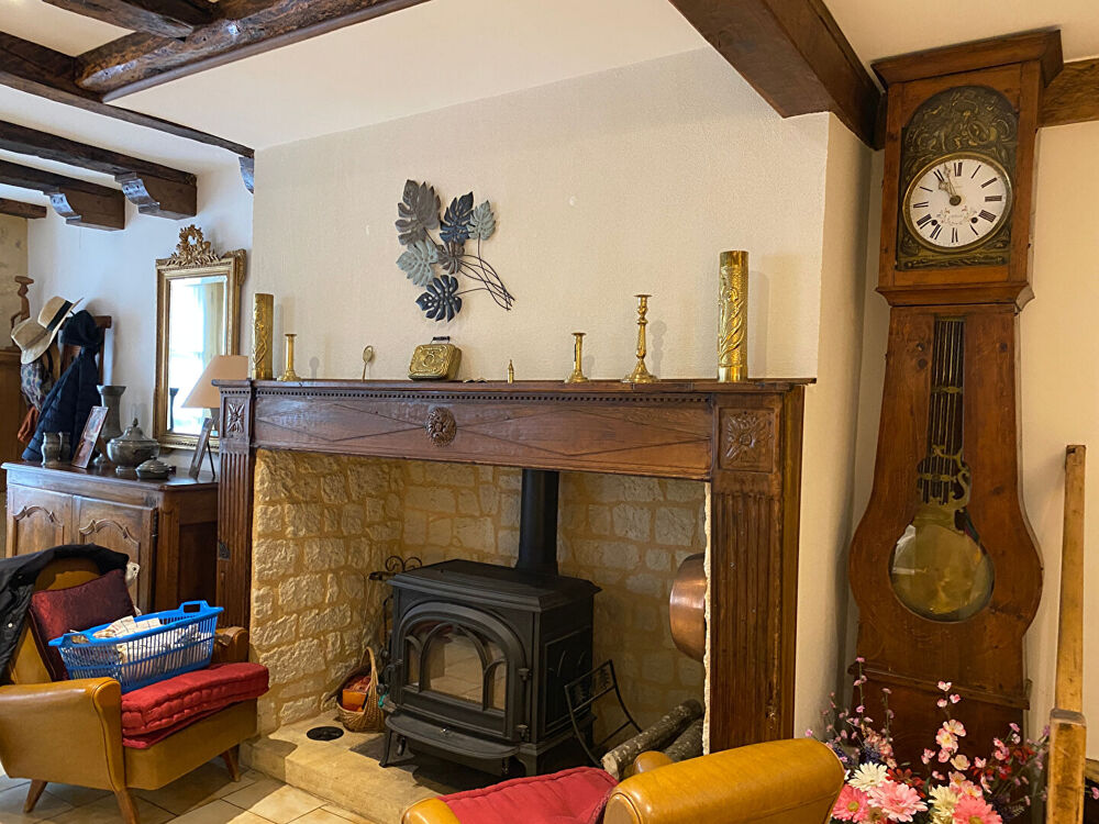 Maison Monpazier 7 pièce(s) 210 m2 avec Grange et Cour pavée fleurie