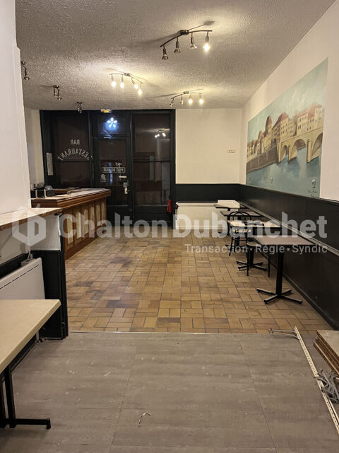   LE COTEAU - Local commercial de 60 m� 