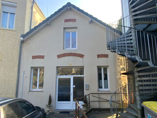  Immeuble � vendre 15 + pi�ces 664 m�