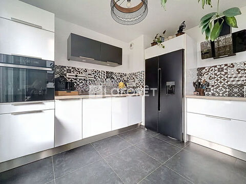  Appartement � louer 4 pi�ces 95 m�