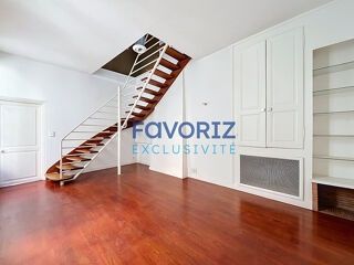  Appartement à louer 4 pièces 156 m²