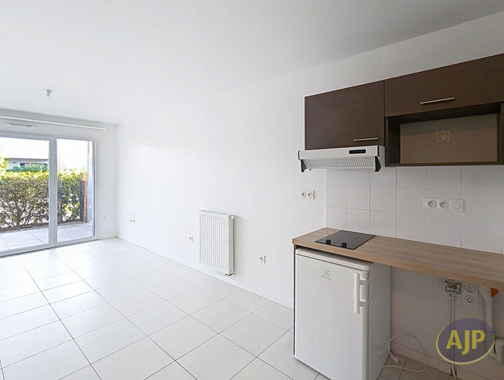 CHALLANS - Appartement T2
