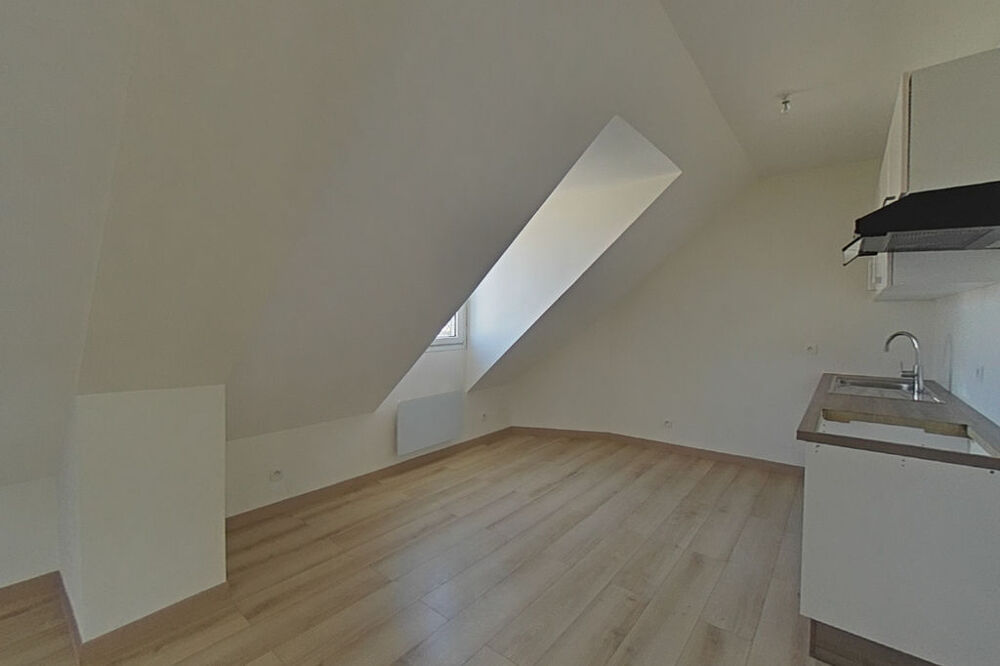 Location Appartement LAGNY  Ancien hôpital  - 2 pièces dernier étage Lagny sur marne