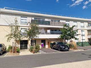  Appartement à louer 3 pièces 60 m²