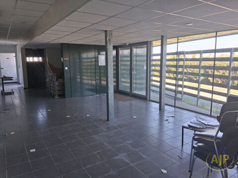 B&acirc;timent d'activit&eacute; 620 m2 &agrave; Pauillac 580250 33250 Pauillac