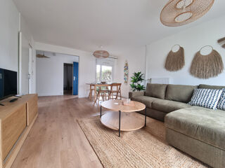  Appartement à louer 5 pièces 95 m²