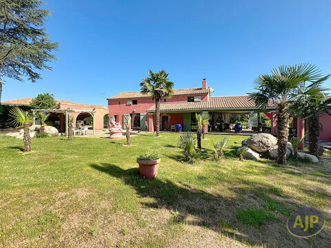   Maison Le May Sur Evre 5 pi�ce(s) 190 m2 Maison - 5 pi�ce(s) - 190 m�