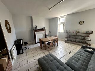  Appartement à louer 2 pièces 64 m²