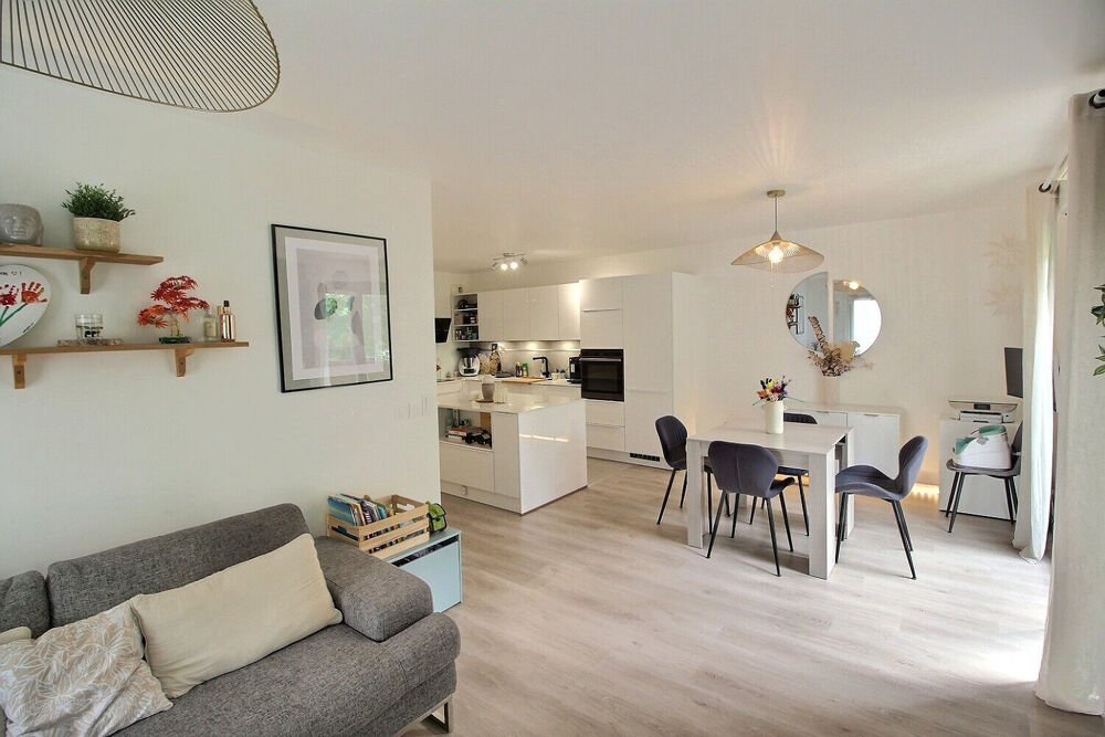 Vente Appartement MASSY VILGENIS Appartement Massy 3 pièce(s) de 68,3m2- 2 terrasses Massy