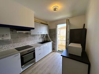  Appartement à louer 3 pièces 70 m²