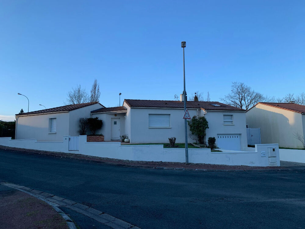 Location Maison Maison La Roche Sur Yon 5 pièce(s) 118.38 m2 La roche sur yon