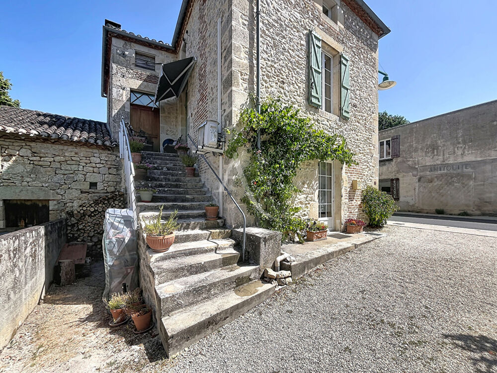 Vente Maison Jolie maison de village à vendre proche Puy L'eveque Puy l'eveque