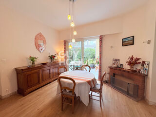  Maison � vendre 10 pi�ces 232 m�