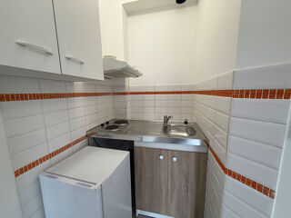  Appartement à louer 2 pièces 37 m²