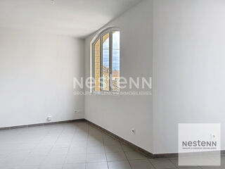  Appartement à louer 2 pièces 37 m²