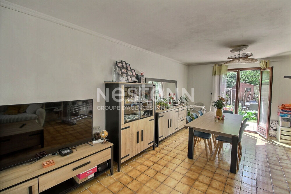 Vente Maison MASSY - Quartier résidentiel de Villaine - Maison de 1983  d'une superficie de 98,5 m² sur terrain de 274m² Massy