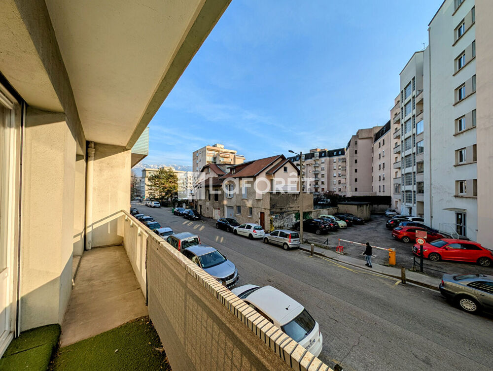 Vente Appartement Appartement T3 73,22 m² secteur Mounier Grenoble