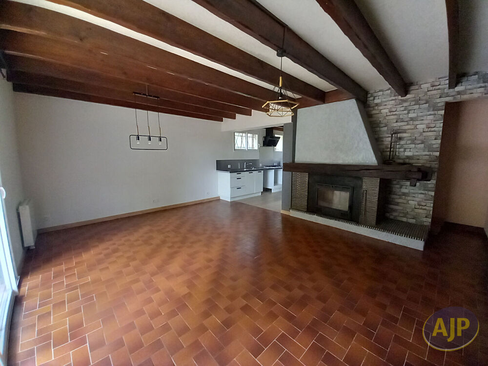 Location Maison Maison à étage T5 sur Bégadan Begadan