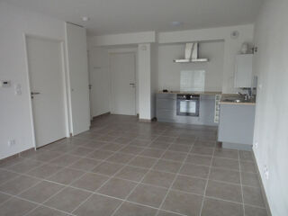  Appartement à louer 2 pièces 44 m²