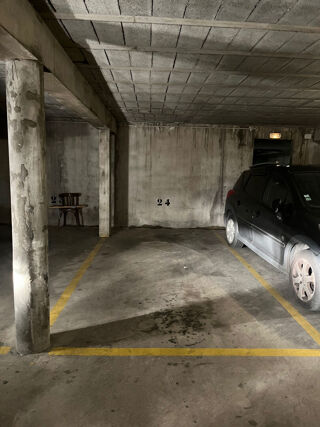  Parking / Garage  louer 14 m