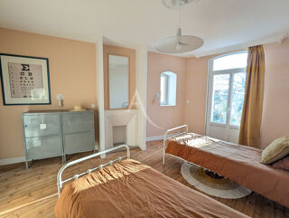  Maison � vendre 7 pi�ces 210 m�