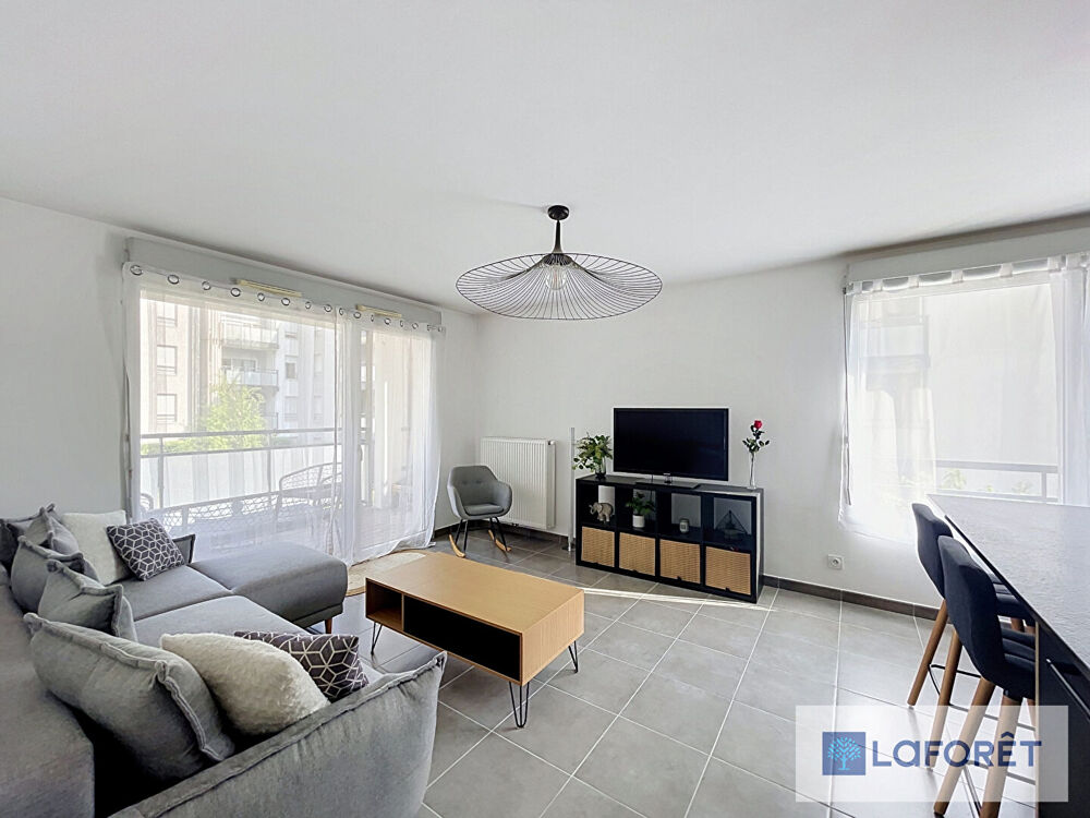 Location Appartement Appartement Gex 3 pièce(s) 60.98 m2 Gex