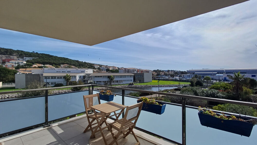 Appartement Sète 4 pièces 94 m2 + 2 garages