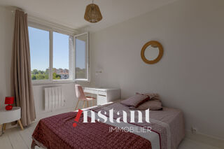  Appartement à louer 1 pièce 68 m²