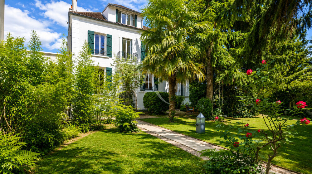 ** Coup de coeur ** RER A à pied | Jardin | Sous-sol TOTAL