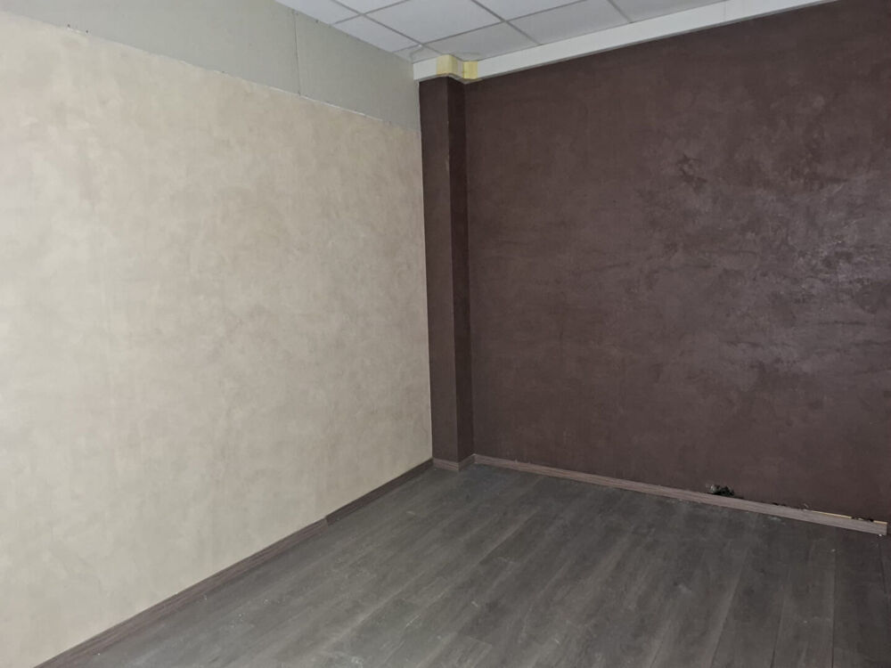Vente Appartement POTENTIEL EXCEPTIONNEL : Plateau de 460 m²  sur sous-sol Montceau les mines