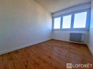  Appartement à vendre 5 pièces 84 m²