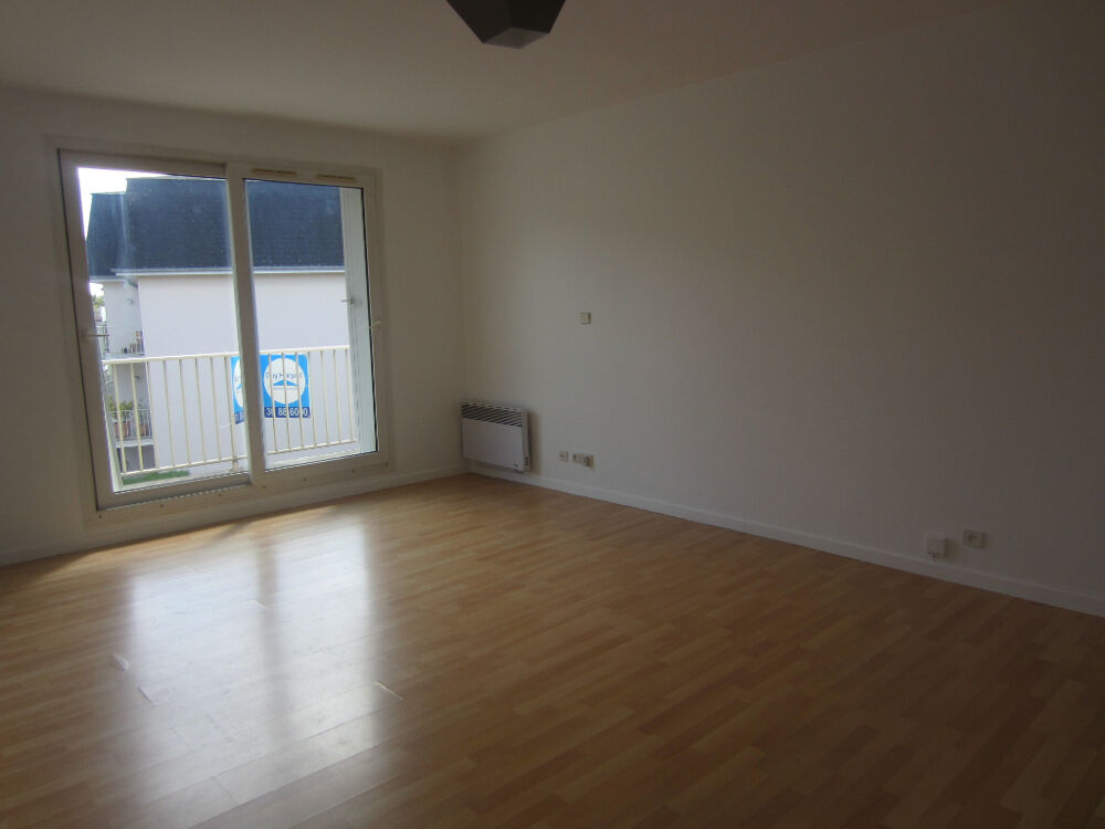 Location Appartement Grand F1 proche gare Rambouillet