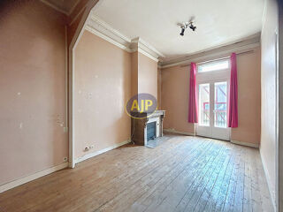  Maison à vendre 15 + pièces 319 m²