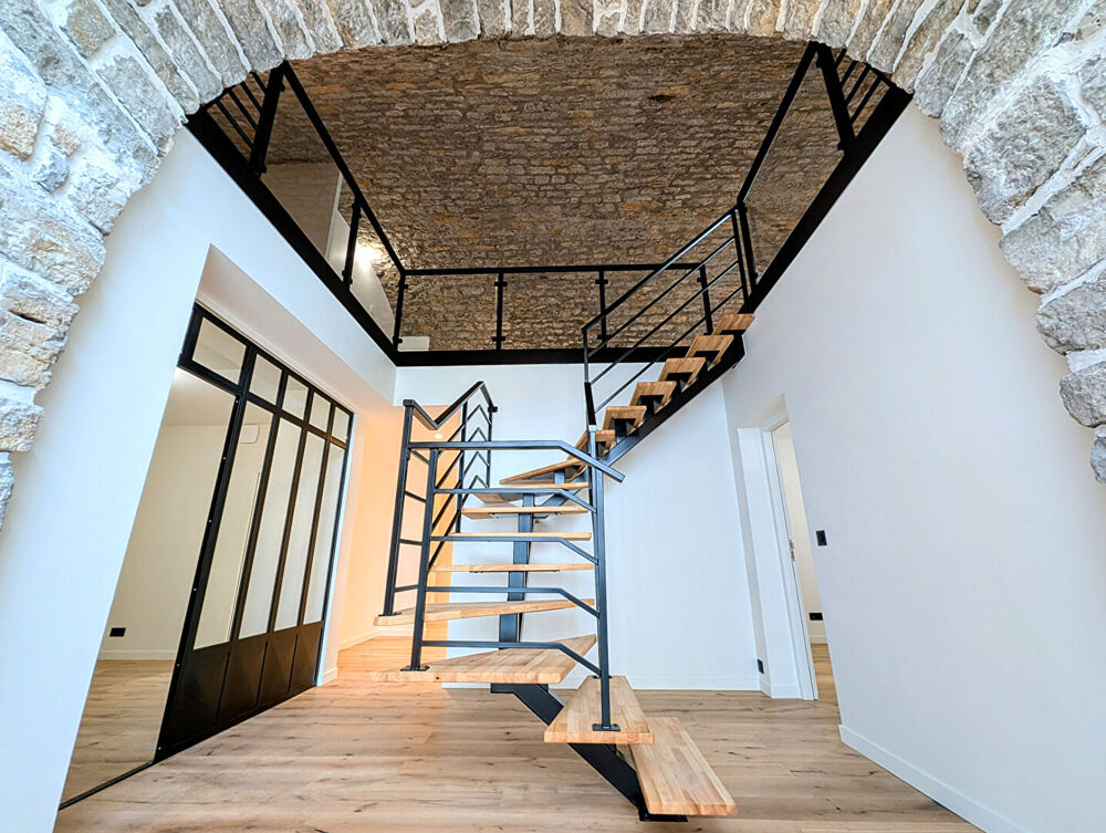LOFT rénové Aix Les Bains coeur de ville - avec garages